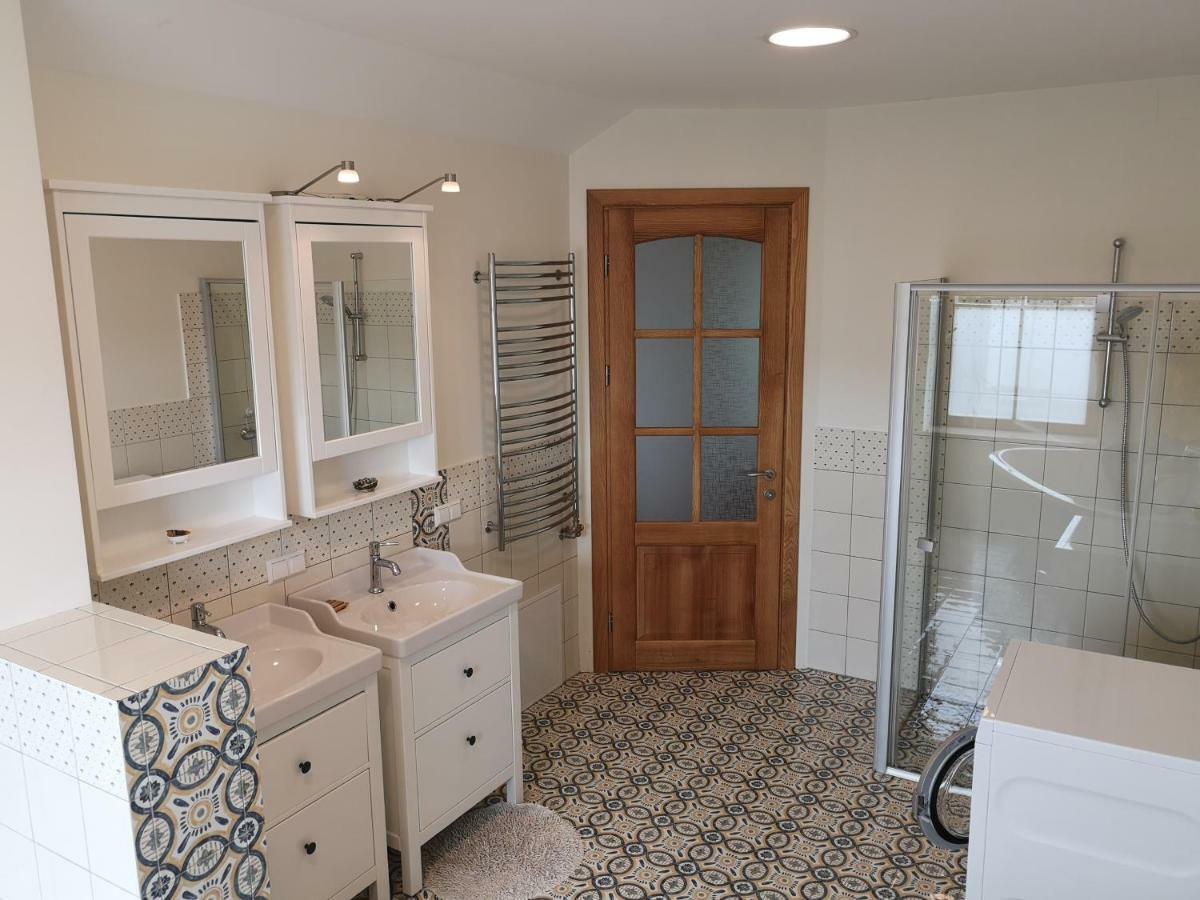 9 Min From Palanga! Luxury House On The River And Sauna 크레팅가 외부 사진